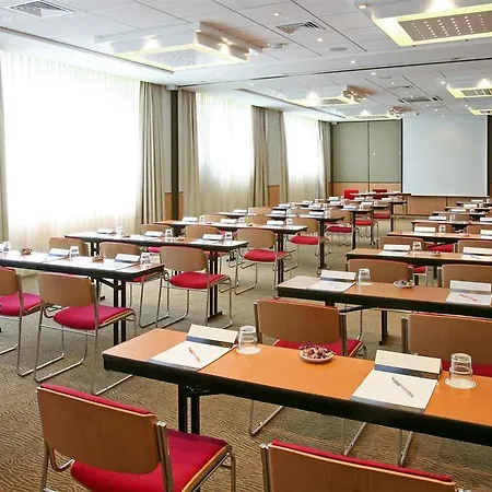 Отель Novotel Лиссабон