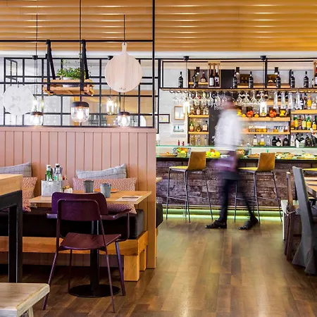 Ξενοδοχείο Novotel 4*