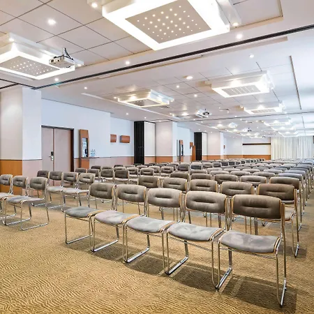 Novotel 4*