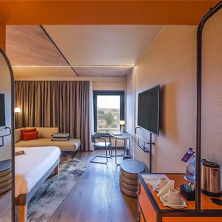 Novotel 4*