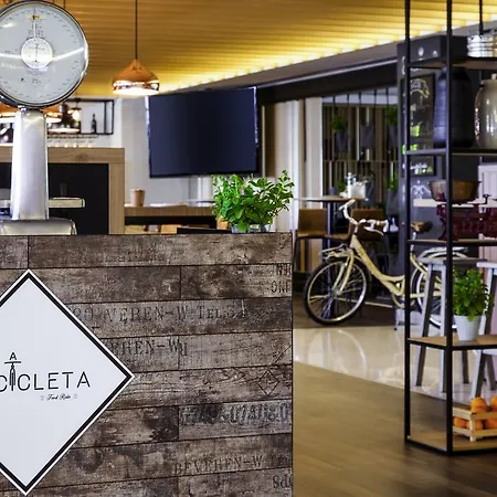 Novotel Hotel 4*