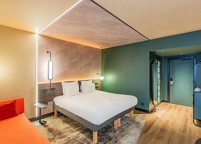 Novotel 4* ליסבון