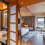 Novotel 4* ליסבון